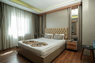 Enerji Hotel