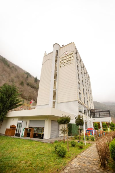 Jolnar Garden Hotel