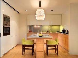Lanson Place Bukit Ceylon