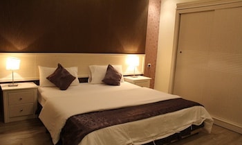 My Home Gold Hotel Suites