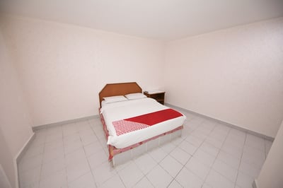 Oyo 90901 Santai Morib Hotel(49km Away From Kuala Lumpur)