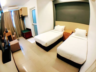 Lux Private Hotel