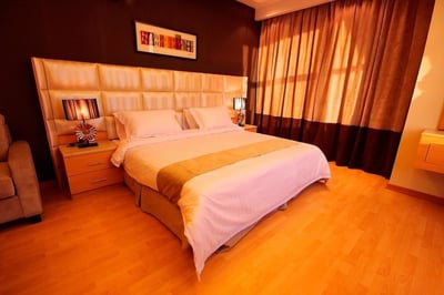 Meera Suites(to Make Arrangement For Check In Please Contact To Property At Least 7 Days In Advance)