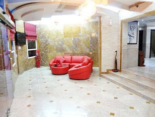 Bayan International Hotel