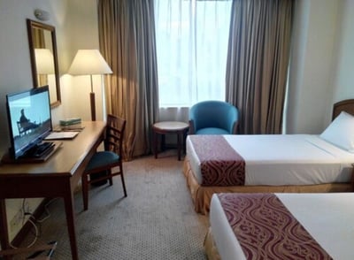 Mandarin Court Hotel