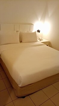 Sri Sutra Bandar Sunway 3 Hotel