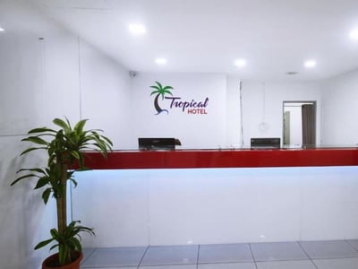Tropical Hotel At Kota Damansara Pj