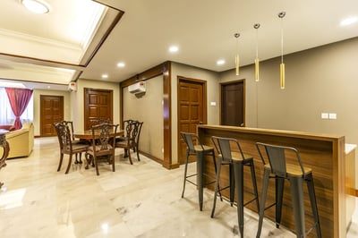 The Forum Condominium By Brassalova 53 (no Front Desk Need To Contact Property 5 Days In Advance)