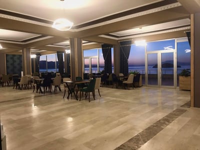 Van Orient Hotel