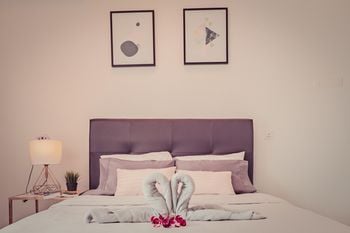 De Accommodation (no Front Desk Please Contact The Property 5 Days Before Your Arrival)