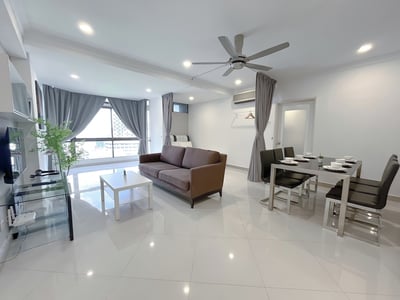 Fahrenheit Suites By Manhattan Group(no Front Desk Contact The 5 Days In Advance)