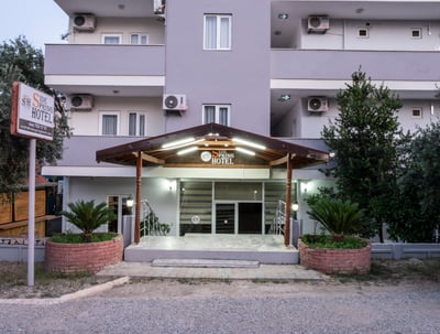 Side Spring Hotel