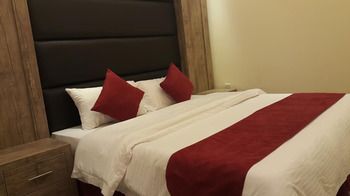 Altoot Palace Furnished Apartments