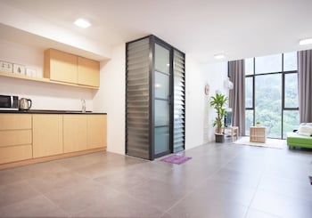 Empire Soho By Sync (no Front Desk Please Contact The Property 5 Days Before Your Arrival)