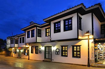 C And H Hotels