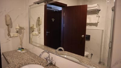 Bm Hotel City