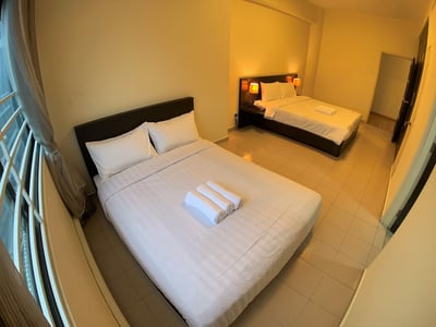 Fahrenheit 88 By Sarahs Lodge (no Front Desk Please Contact The Property 5 Days Before Arrival)