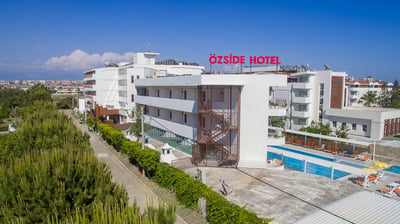 Side Resort Annex
