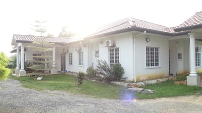 Villa Solihin (no Front Desk Please Contact The Property 5 Days Before Arrival)