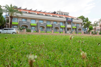 RICH MELISSA HOTEL