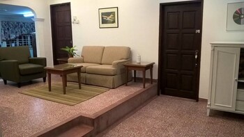 Teakotel Holidayhome (no Front Desk Need To Contact Property 5 Days In Advance)