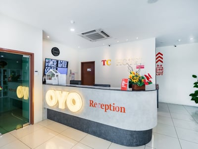 Super Oyo 326 Tc Hotel