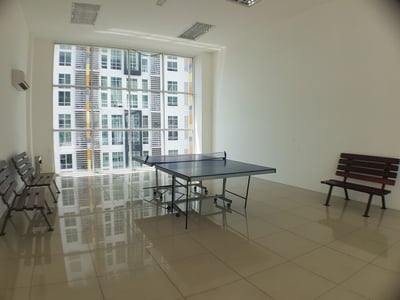 Deluxe Apartment In Shah Alam City Near Msu (no Front Desk Need To Contact Property 5 Days In Advance)