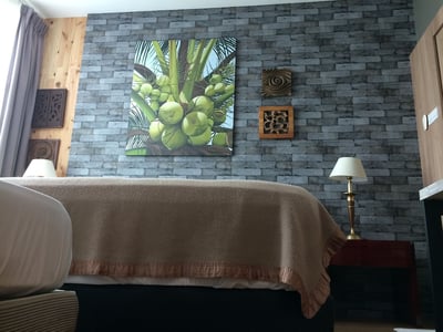 Lawang Suite Apartment With Balcony (no Front Desk Need To Contact Property 5 Days In Advance)