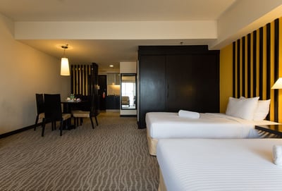 Resort Suites At Bandar Sunway (no Front Desk Need To Contact Property 5 Days In Advance)