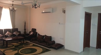 Jarzez Hotel Apartments