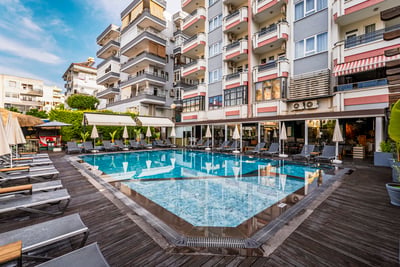 H.M.A. Hotel & Suites