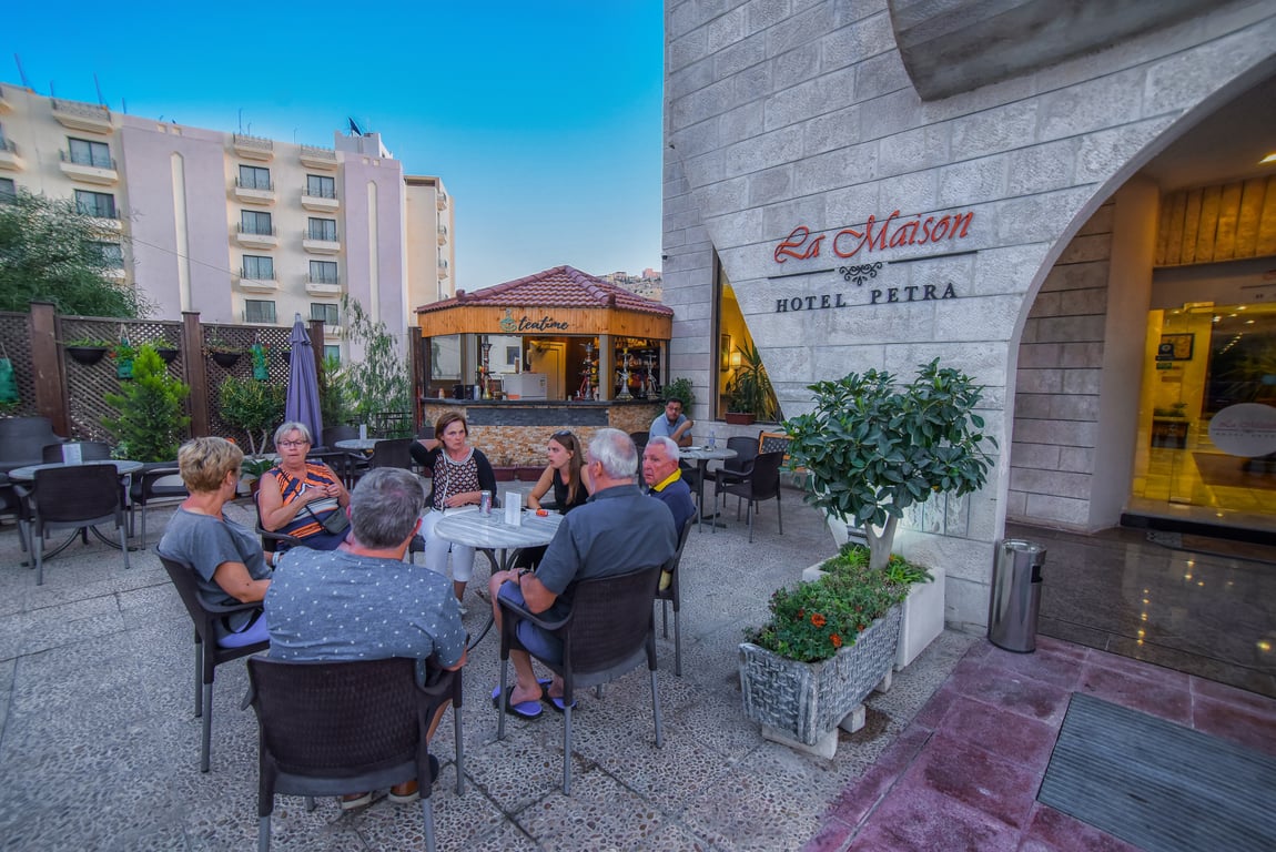 La Maison Hotel