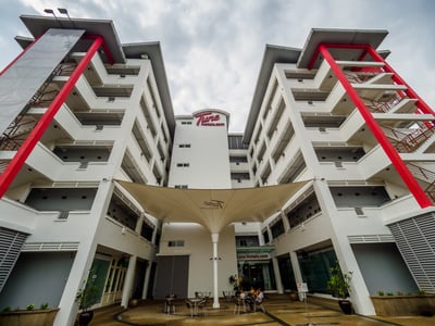 Tune Hotel KLIA Aeropolis Airport Hotel
