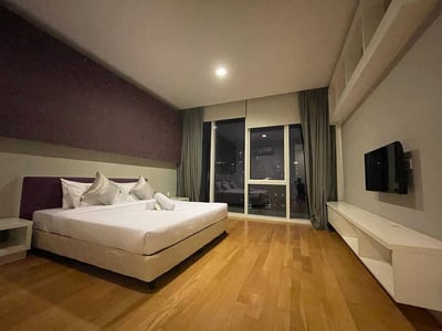 Lux Suite At Platinum Klcc(no Front Desk Contact The 5 Days In Advance)