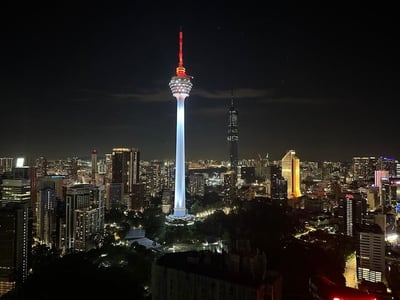 The Platinum Klcc By Moonlight
