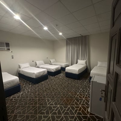 Wardh Rahiq Hotel