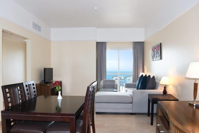 Landmark Suites Hotel