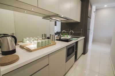 The Robertson By Homes Asian B93 (no Front Desk Need To Contact Property 5 Days In Advance)