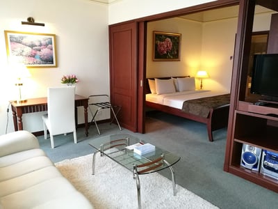 Times Private Serviced Suites(no Front Desk Contact The 5 Days In Advance)