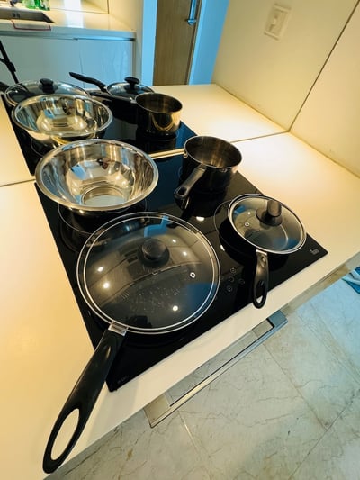 Vortex Suites Homestay Klcc(no Front Desk Contact The 5 Days In Advance)