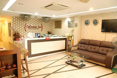 Lacomme Inn Hotel