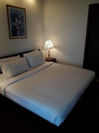Standard Suit At Times Square (no Front Desk Need To Contact Property 5 Days In Advance)
