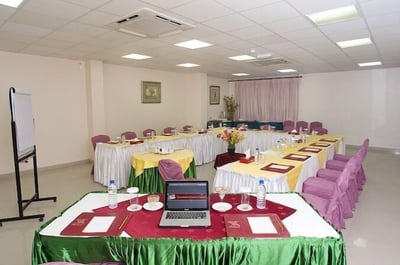 Safeer Plaza Hotel