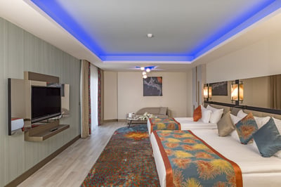 Royal Seginus All Inclusive (19km Away From Antalya)