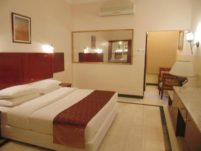 Summersands Hotel (35 Km Away From Muscat)