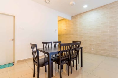 Homestaykite At Utropolis (no Front Desk Need To Contact Property 5 Days In Advance)