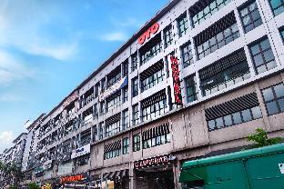 Oyo 444 Kl Empire Hotel