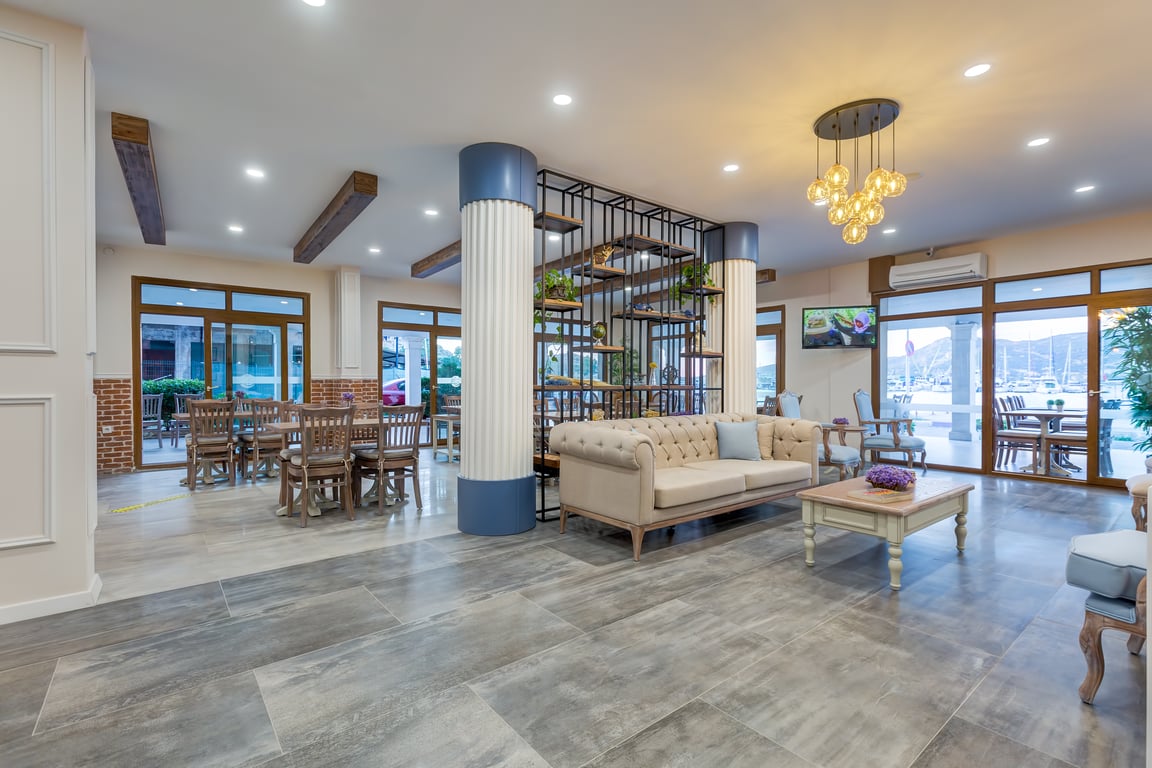 Hanedan Hotel