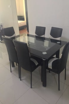 Royal Apartments At Taragon Kl (no Front Desk Please Contact The Property 5 Days Before Arrival)