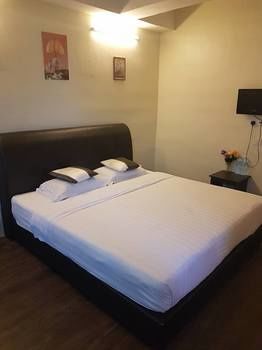 El Ray Hotel